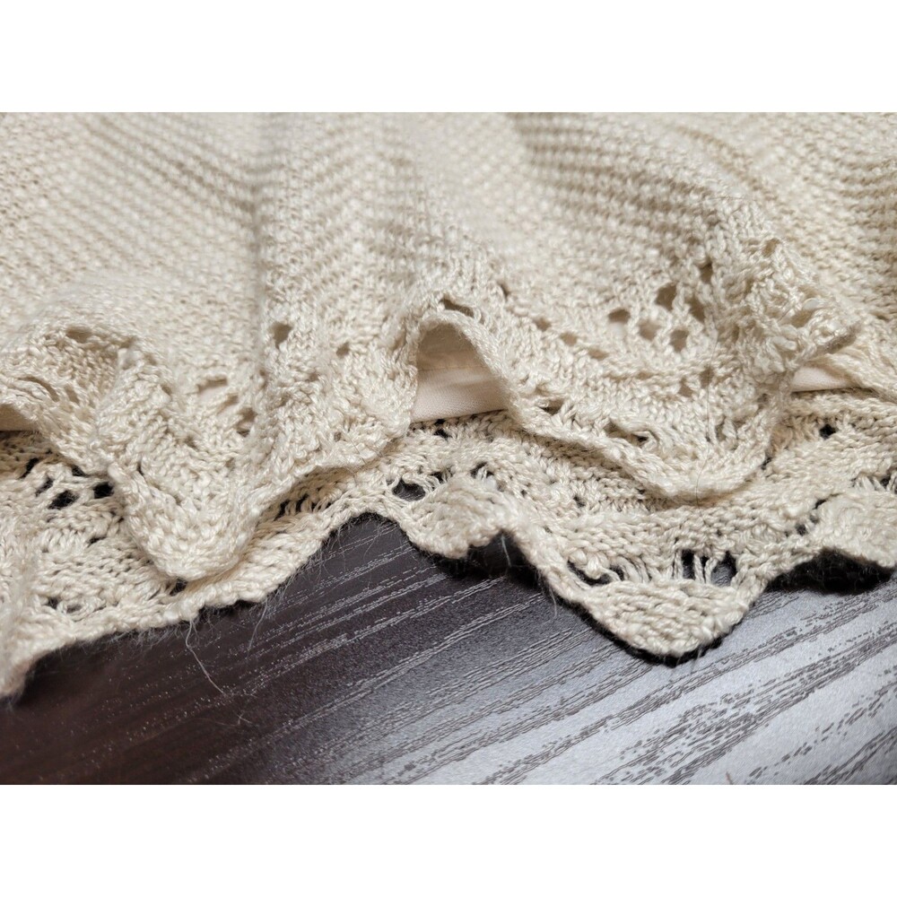 LC Lauren Conrad Ivory Crochet Sweater Shorts - Boho Scalloped Hem - Large - Picture 2 of 7
